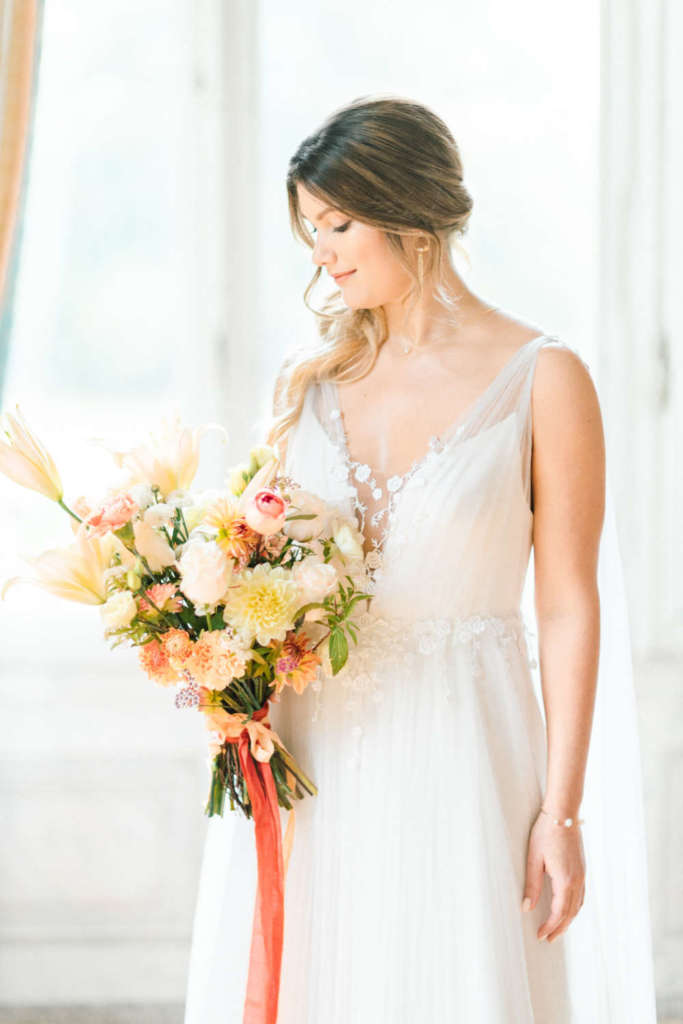 la mariée et son bouquet