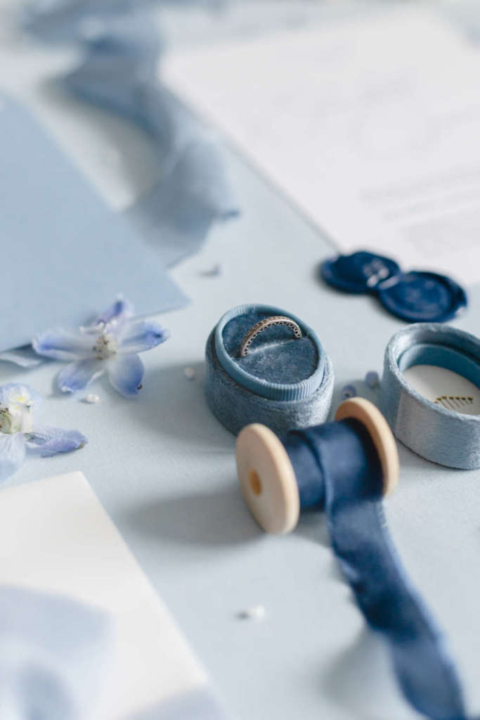 HEDHERA Wedding Planner Organisation de mariage Annecy Haute savoie Bourgogne et officiante de cérémonie laïque mariage hiver