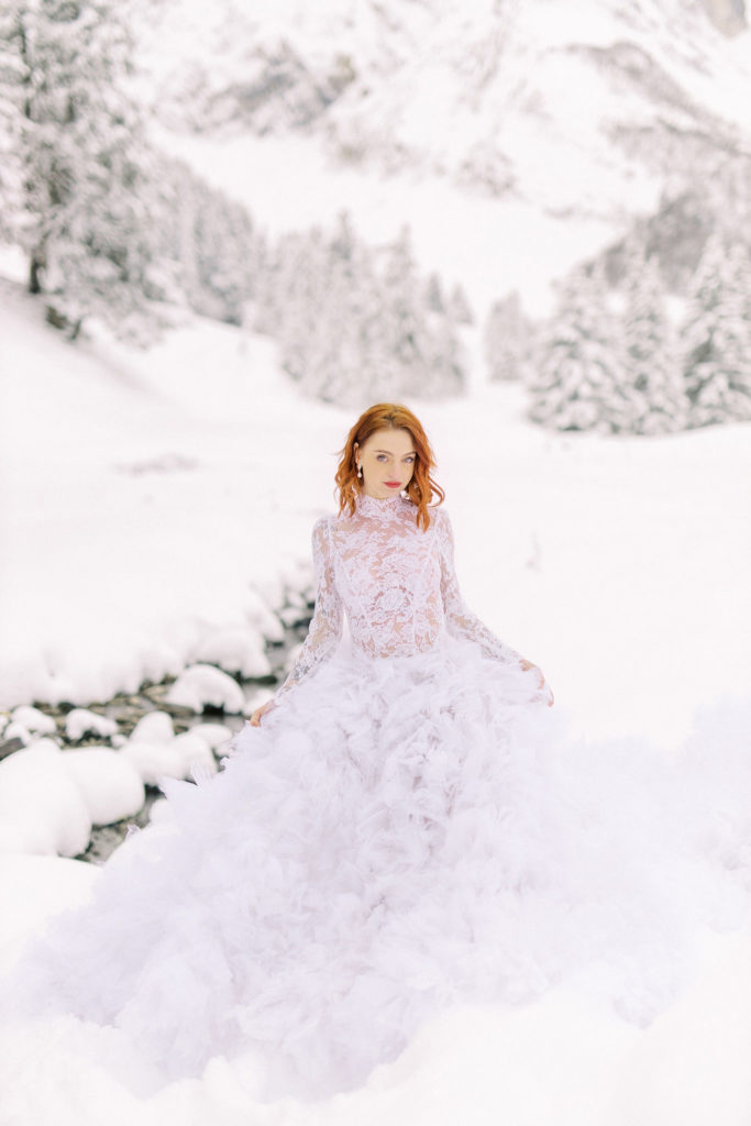 Snow bride, winter wedding, winter wedding dress